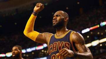 BOSTON, MA - MAY 19: LeBron James #23 of the Cleveland Cavaliers reacts in the first half against the Boston Celtics during Game Two of the 2017 NBA Eastern Conference Finals at TD Garden on May 19, 2017 in Boston, Massachusetts. NOTE TO USER: User expressly acknowledges and agrees that, by downloading and or using this photograph, User is consenting to the terms and conditions of the Getty Images License Agreement. Adam Glanzman/Getty Images/AFP
== FOR NEWSPAPERS, INTERNET, TELCOS & TELEVISION USE ONLY ==