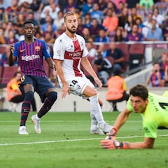 Dembélé va muy en serio: gran gol a lo 'Messi'... ¡con la izquierda!