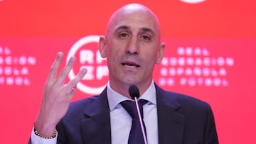 20/04/22 RUEDA DE PRENSA DE LUIS RUBIALES EN LA CIUDAD DEL FUTBOL DE LAS ROZAS CASO GERARD PIQUE
 
  RFEF REAL FEDERACION ESPA&Ntilde;OLA DE FUTBOL 