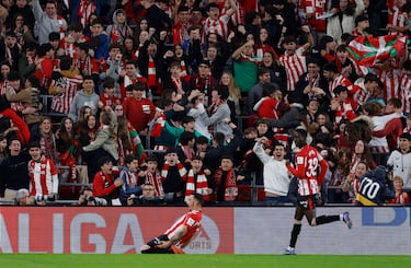 1-0. Alejandro Berenguer celebra el primer tanto.
