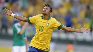 Neymar, con la selecci&oacute;n brasile&ntilde;a.