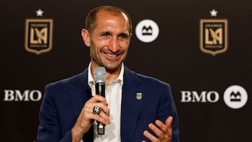 Chiellini: “Tengo muchos trofeos, pero quiero un anillo”