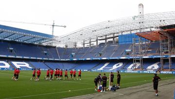 El Deportivo sólo ha podido entrenarse un día en Riazor por las obras.
