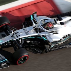 Correctivo de Lewis Hamilton y más leña al fuego para Ferrari