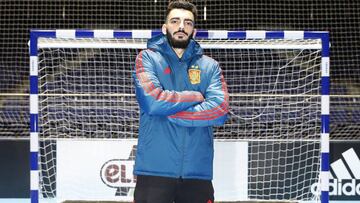 El jugador de la selecci&oacute;n espa&ntilde;ola de f&uacute;tbol sala Juan Emilio posa para As en el WiZink Center antes del amistoso que les mide este martes a Brasil.