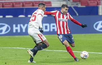 1-0. Ángel Correa marcó el primer gol.