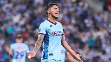 Carlos Salcedo tendría definido su futuro