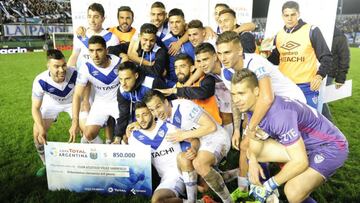 Un gol de Andrada le dio el pase a Vélez