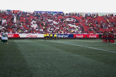Liga MX ofreció homenaje a víctimas de la desgracia de Barcelona