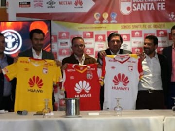 Vuelve el amarillo a la nueva camiseta de Santa Fe