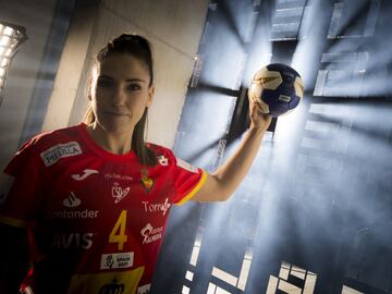 Imagen del nuevo anuncio de las jugadoras de balonmano de la selección española antes de su debut en el Europeo de Dinamarca.