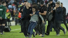 Las imágenes que acabaron con un detenido por acercarse a Isco con un cuchillo en la mano