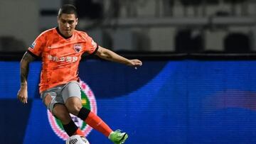 Juan Fernando Quintero, presente en la derrota de Shenzhen en la reanudación de la Superliga China.