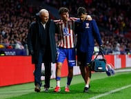 07/03/26 PARTIDO PRIMERA DIVISION
ATLETICO DE MADRID - REAL SOCIEDAD
LESION MENDOZA SE RETIRA DEL TERRENO DE JUEGO