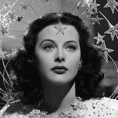 The “most beautiful woman in the world” declined to be the lead actress in ‘Casablanca’ and invented Bluetooth and Wi-Fi