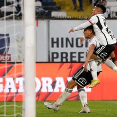 Pizarro anotó un golazo y le hizo este gesto a los hinchas