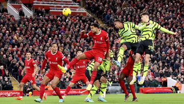 Liverpool y Arsenal dividieron unidades en Anfield y con ello los Gunners permanecerán como líderes al menos hasta el Boxing Day.