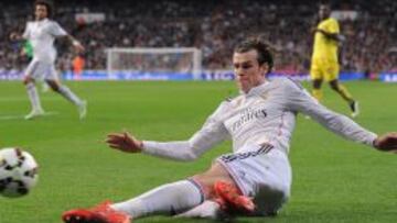 Ante el Villarreal, Bale se olvidó de bajar, sólo mira arriba.