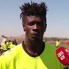 Zaguero haitiano en Chile: "Acá tienes que ser bueno para la pelota"