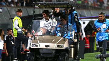 Tiene casi 150 partidos en Colo Colo, sufrió una grave lesión y ahora su futuro es incierto