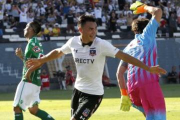 Futbol, Futbol, Colo Colo vs Audax Italiano. 
Segunda fecha, campeonato de Clausura 2016/17.
El jugador de Colo Colo Gabriel Suazo celebra luego de convertir un gol contra Audax Italiano durante el partido de primera division disputado en el estadio Monumental de Santiago, Chile.
12/02/2017
Marcelo Hernandez/Photosport
*************

Football, Colo Colo vs Audax Italiano.   Second date, Closure Championship 2016/17.
Colo Colo's player Gabriel Suazo celebrates after scoring against Audax Italiano during the first division football match held at the Monumental stadium in Santiago, Chile.
12/02/2017.
Marcelo Hernandez/Photosport