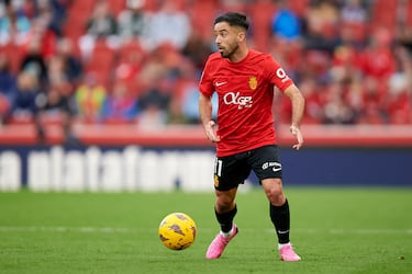 El veterano Jaume Costa de 35 años es un asiduo en el once de Javier Aguirre, tiene contrato hasta junio de 2024.