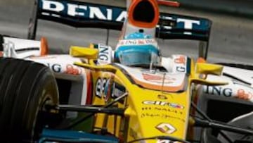 <b>CON LOS MEJORES. </b>Fernando Alonso, en una pista deslizante a causa del mal estado del asfalto, demostró que es el piloto con más talento de la parrilla de Fórmula 1.