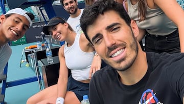 Badosa ilusiona en Miami... ¡jugando al pickleball!