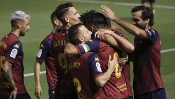 El Extremadura paraliza la campaña de abonos hasta que se resuelva la liga.