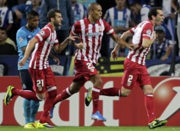 1-1 Alegria de Diego Godin después de conseguir el empate para el Atlético