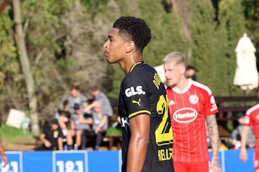 Haller regresa tras superar un cáncer y Bellingham juega 45′