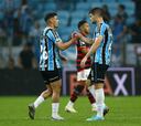 El Gremio de Alexander Aravena le da otro golpe al Flamengo de Erick Pulgar