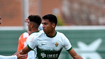 Jesús Hernández anota en triunfo del Elche Ilicitano