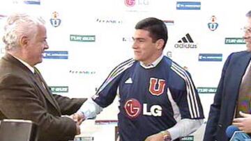 "De niño soy azul": el día que un ex Colo Colo remeció el mercado al fichar en la U