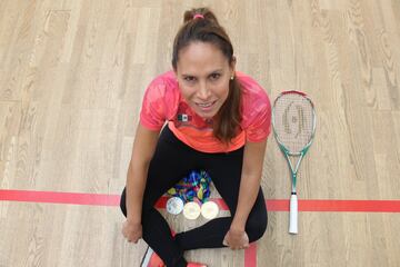 Samantha Terán, multimedallista en squash para México. En Barranquilla 2018 conquistó dos medallas, una de oro y una plata.