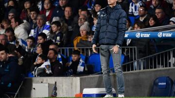 Real Sociedad's Spanish coach Imanol Alguacil looks on during the Spanish league football match between Real Sociedad and Real Valladolid FC at the Reale Arena stadium in San Sebastian, on February 5, 2023. (Photo by ANDER GILLENEA / AFP)
