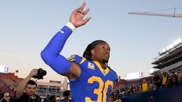 LOS ANGELES, CA - NOVEMBER 11: Todd Gurley #30 of the Los Angeles Rams celebrates a 36-31 win over the Seattle Seahawks at Los Angeles Memorial Coliseum on November 11, 2018 in Los Angeles, California.   Harry How/Getty Images/AFP
 == FOR NEWSPAPERS, INTERNET, TELCOS &amp; TELEVISION USE ONLY ==