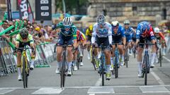 Entrada a meta de la última etapa de la Volta Catalunya 2024.