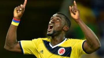 Jackson Martínez celebra un tanto contra Japón.