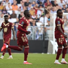 Alberth Elis ve sus primeros minutos en casa con el Girondins de Bourdeaux