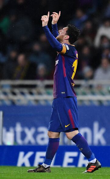 2-4. Messi celebró el cuarto gol.