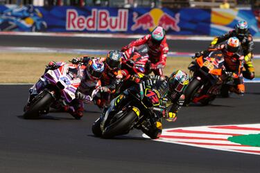 Marco Bezzecchi lideró la carrera durante las primeras curvas.
