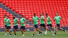 Sesión este jueves en San Mamés preparando el envite ante el Villarreal