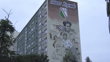 El mural dedicado a Lucjan Brychczy, leyenda del Legia