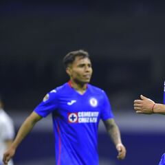 Juan Reynoso dice no saber del video de 'Cabecita' en una fiesta