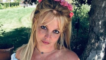 Tras subir un video bailando con cuchillos, Britney Spears apareció con un vendaje y aparentes lesiones en varias partes del cuerpo.