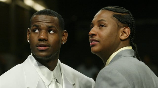 LeBron James y Carmelo Anthony, en la noche del draft 2003 de la NBA.