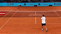 Jódar sacó de quicio a Fonseca: vean el ‘break’ con el que estalla y rompe la raqueta