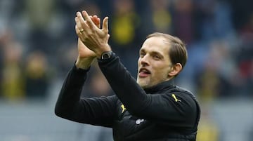 Soccer Football - Borussia Dortmund vs Eintracht Frankfurt - Bundesliga - Signal Iduna Park, Dortmund, Germany - 15/4/17 Borussia Dortmund coach Thomas Tuchel celebartes after the match