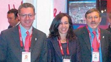 Ruiz-Gallardón, Mercedes Coghen y Jaime Lissavetzky.